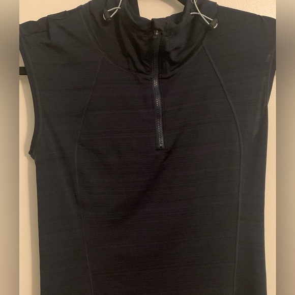 Athleta Pacifica Contoured Hooded Tank - Women, navy, size XS - Picture 3 of 10